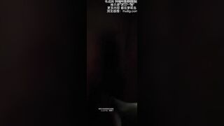 Đưa em học sinh cấp3 mới lớn vào nhà nghỉ địt cho tê lồn hang non lồn khít nắm lông