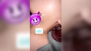Vừa nghe điện thoại của bác vừa để anh chịch bên dưới em phải gồng lắm mới không rên 4