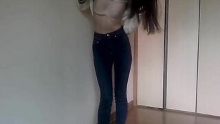 đi học về là em học sinh call chát sex kiếm tiền ăn chơi