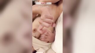 E girl phố Lần Đầu Djt nhau Còn Quay Video, Gửi nhầm lên Page Trường bị lộ clip