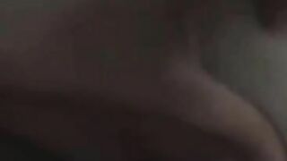 Địt vợ dâm chảy nước