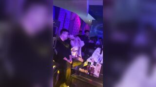 múa lửa trong karaok cực nứng - phần 2