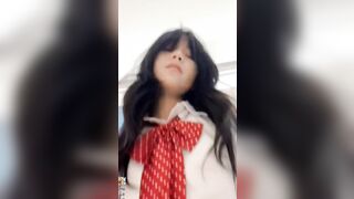Học sinh Trung, nhìn là yêu