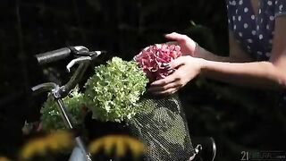 áo chấm bi bị a cặc cong dài úp thìa