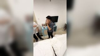 Anh vinfat xanh gặp chị khách nứng lồn gạ đụ trên xe luôn