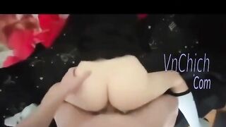 Lộ Clip Sex Thu Uyên gái một con cực dâm bị chồng dập như giã gạo 2