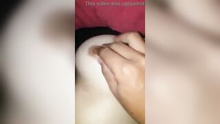 Mặc đồ ngủ mổng mạnh bị thằng em chồng nẻn vào địt cho tê lồn dâm đãng