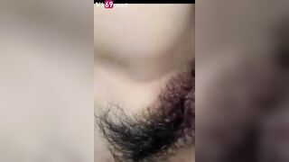 Clip Sex Anh xuất trong rồi bắn ra ngoài bẩn cả áo em
