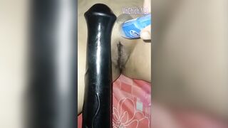 lồn be Thủ dâm em bằng cặc ngựa xong rồi đụ nhau vậy mới sướng , mới đủ em đô của em