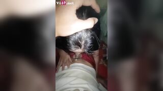 Clip Sex Lâu lâu gặp lại em nyc còn chiêu đãi với bộ đồ nữ sinh