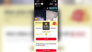 Thua pk em gái xinh đẹp trả kèo tíc tóc bằng cách show vú cho mn xem