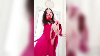 Gái Xinh Nhảy Lộ Hàng