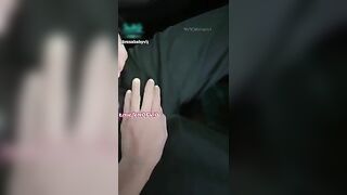 Rosababy vip thủ dâm trên taxi