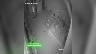 Hack Camera 2 Vợ Chồng Tranh Thủ Lúc Con Ngủ Để Địt