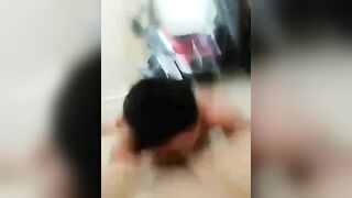 Vừa đến trọ e ghệ là đá chân chống xuống ch vào phòng đã đè ra bú lồn làm e bắn nước