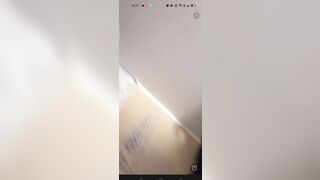 Clip tiktoker Nii show cặp vú hồng múp non tơ