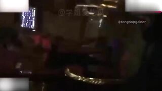 Tổng hợp những bữa tiệc thác loạn của các nữ thần hộp đêm trên toàn thế