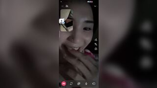 Video call sục cặc của hai chị em