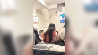 Em rau dâm bú cu điêu luyện liếm cái lồn nhiều nước dâm đãng