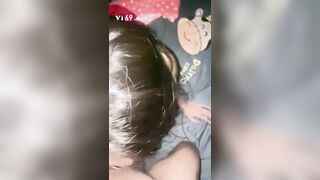 Anh mãi mới chịu đút chim vào chịch bắt em bú cu mỏi cả miệng