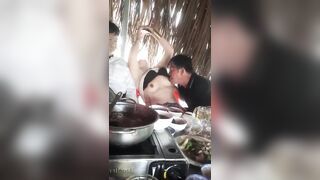 Nhậu rồi cho bạn chồng bú vú tại bàn nhậu