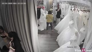 HACK CAMERA PHÒNG THAY ĐỒ CỦA CÔ DÂU