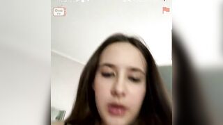 Cặp vú em rau 18 xinh gái trên ometv