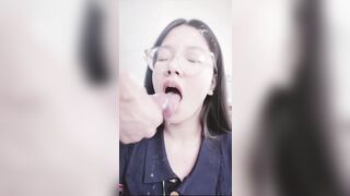 2 con đĩ