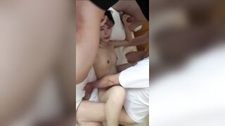 chơi tập thể 1 nữ 4 nam còn chơi trần xuất trong nữa