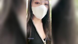 Em idol MMlive sanzai2 vào bụi chuối livestream public show chịch với trai cực ngon P 2