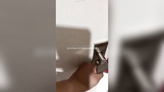 Gái dâm bú mút con cặc địt nhau dâm đãng trong phòng tắm