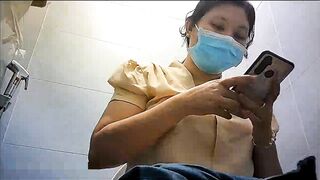 Quay lén WC nữ 21