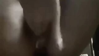 Em nứng móc bím