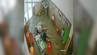 Hack cam cận cảnh học sinh cấp 2 bỏ việc học nhóm học làm chuyện vợ chồng