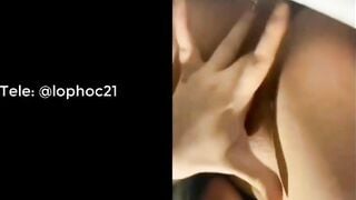 Em sinh viên vú to lồn múp móc lồn thủ dâm chảy nước dâm đãng 2