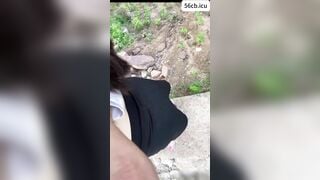 Cặp đôi ra đường bú vú bú cu địt nhau dâm đãng kích thích siêu dâm đãng