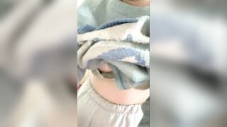 Em rau Trung Quốc vú bự lồn hồng non tơ tự quay video vạch lồn show hàng