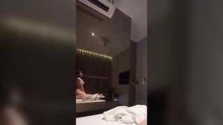 Chịt em gái mong to