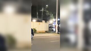 Cặp đôi Tây dâm bú cu public ngay trên đường phố khi du lịch tại Việt Nam
