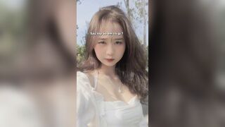 Đú trend Tiktok vú bự