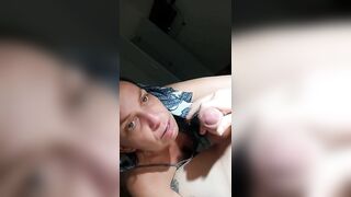 Mẹ kế dâm đãng với con trai chồng