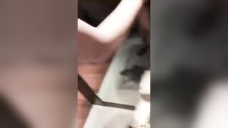 Em trai doggy chị họ mà lén chịch trần không bao