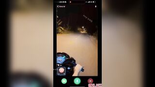 Full 30p+ clip public cực bạo ngoài quốc lộ trần truồng địt nhau Part 1