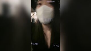 Em idol MMlive sanzai lén lút livestream show lồn vú bị người lạ phát hiện và cái kết
