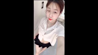 CHÁU HỌC SINH TÔN ĐỨC THẮNG NON CHOÉT