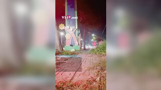 Clip Sex Em gái Tây Ninh chơi bạo ra giữa đường cổng chào huyện cởi đồ quay phim 2