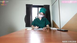 Sex Nữ Bác Sĩ Giúp Bệnh Nhân Thu Thập Tinh Trùng Để Kiểm Tra