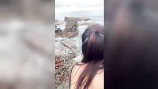 Sex Địt Nhau Dưới Nước Bãi Sau Vũng Tàu Cùng Bạn Gái Mông To
