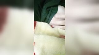Em gái nứng loz mà ko dám móc