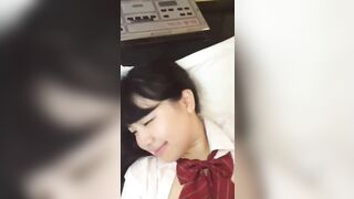 Cặc đen bự chà bá tống lút lồn hồng em gái đồng phục rên sướng